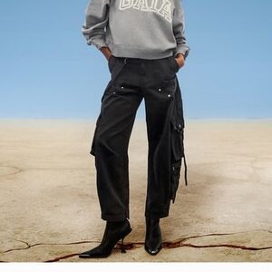 Gap x Cult Gaia washed black cargo w/ gold brass hardware, ankle zippers sz 2